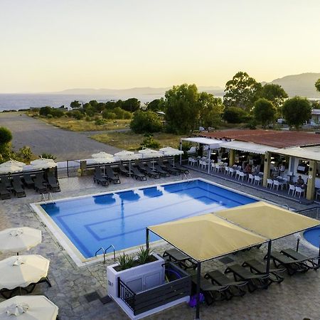 Amphitriti Hotel Pefki Eksteriør bilde